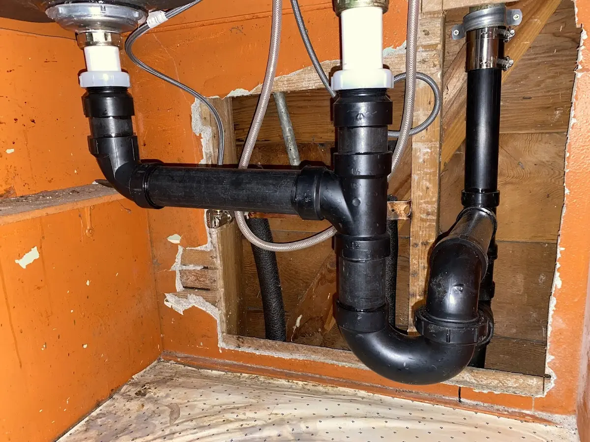 Professional Pipe Bursting equipment and tools on the job in Oatfield